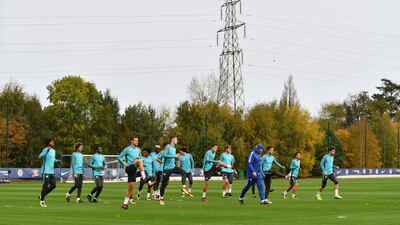 The Chelsea squad is put through their paces. Dan Mullan / Getty Images