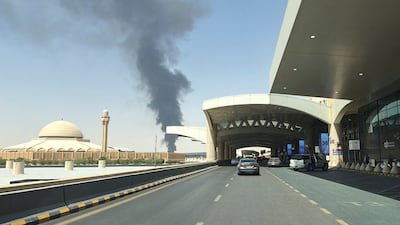 Large plume of black smoke rises from the fuel storage area at King Khalid International Airport, in Riyadh, Saudi Arabia, September 19, 2026. Picture taken with a mobile phone. REUTERS / Stringer