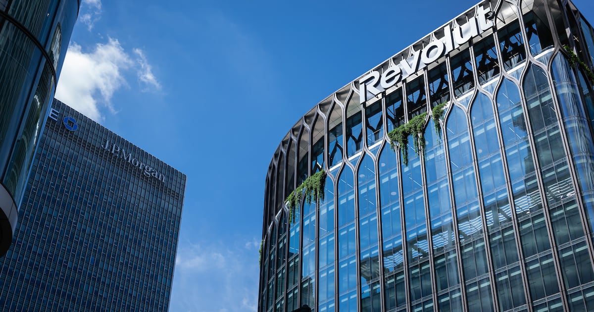 VARA grants Revolut in-principle approval for crypto broker-dealer and exchange services in UAE