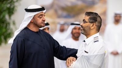 Sheikh Mohamed speaks with Capt Machchhar