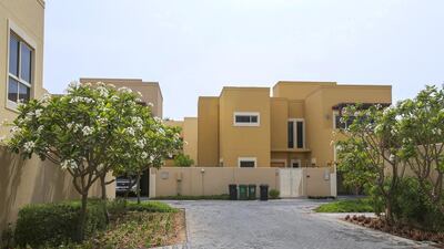 Al Raha Gardens villas: Q4 2014 up 8% year-on-year. 3BR - Dh190,000 average rental rate. 4BR - Dh243,000 average rental rate. 3BR - Dh290,000 average rental rate. Mona Al Marzooqi / The National
