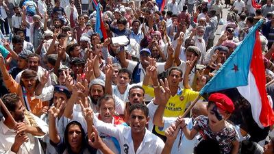 Yemeni supporters of the separatist Southern Movement take part in a demonstration following Friday prayers on February 13, 2015 in the southern city of Aden. AFP Photo/STR