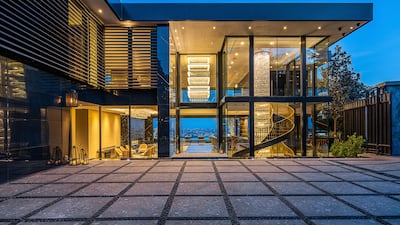 An expansive motor court outside of the mansion.