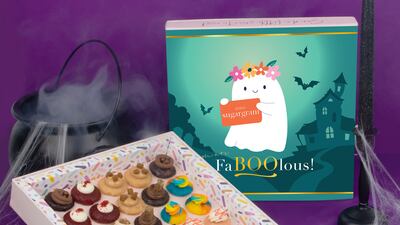 Fa-boo-lous cupcake box sleeve from Sugargram.