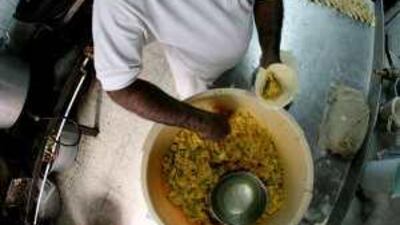 Many restaurant workers fail the hygiene training exams.