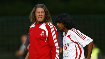 Metsu during a friendly in France in 2008. Mikael Libert / EPA