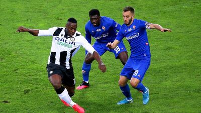 German Pezzella, right, of Fiorentina, said on Instagram that his symptoms had disappeared after he tested positive. EPA