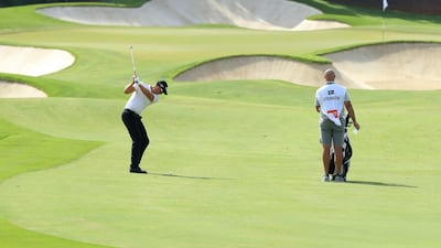 DUBAI, UNITED ARAB EMIRATES - NOVEMBER 16: Henrik Stenson of Sweden plays his third shot on the 2nd hole during day two of the DP World Tour Championship at Jumeirah Golf Estates on November 16, 2018 in Dubai, United Arab Emirates. (Photo by Andrew Redington/Getty Images)