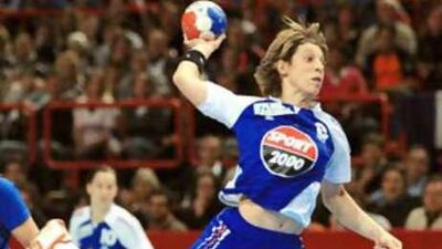 France's Veronique Pecqueux-Rolland jumping to score.