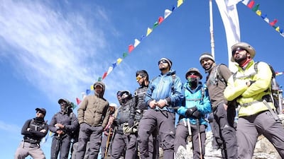 The team includes 13 members of several ranks, one of whom is a doctor specialising in sports medicine and altitude physiology, and three professional mountain climbers, making it the biggest military team in the region to take part in such a climb. Wam