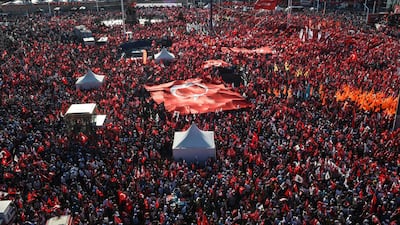 Anti-coup demonstrators gather in Istanbul's Taksim Square on July 24, 2016. AFP