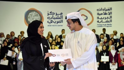 Sheikh Mansour bin Zayed, Deputy Prime Minister, Minister of Presidential Affairs and Chairman of the Arab Youth Centre, congratulates graduates of the Young Arab Media Leaders programme. Wam