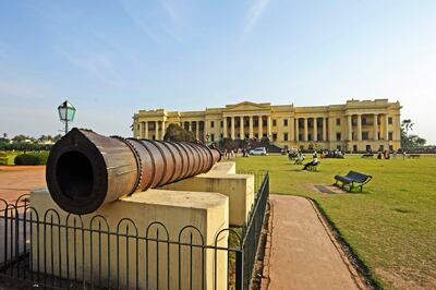 Hazarduari, which is also known as the ‘palace of a thousand doors’, with its ‘cannon that causes childbirth’. Courtesy Amar Grover