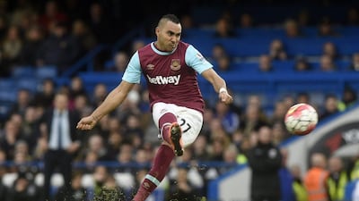 West Ham United's Dimitri Payet takes a free kick during the English Premier League match between Chelsea and West Ham United at Stamford Bridge, London, Britain, 19 March 2016. EPA/WILL OLIVER