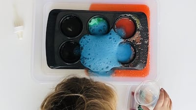 Make baking soda and vinegar react to create an explosion of colours. Courtesy Kidzapp