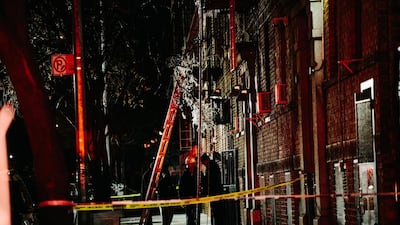The building was not new enough to be fitted with fireproofing systems like sprinklers. Alba Vigaray / EPA