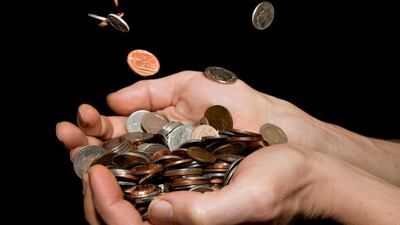 Some analysts say the buy and hold philosophy adopted by investment guru Warren Buffett no longer cuts it. Photo: Getty Images