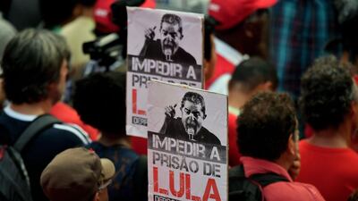 Unionists and members of social movements demonstrate in support of former Brazilian president Luiz Inacio Lula da Silva. AFP