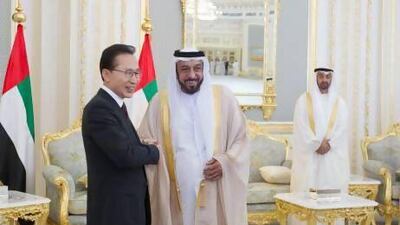 Sheikh Khalifa bin Zayed, President of the UAE and Ruler of Abu Dhabi, with South Korean President Lee Myung-bak at Al Rowdah Palace. Also in attendance is Sheikh Mohammed bin Zayed Al Nahyan Crown Prince of Abu Dhabi and Deputy Supreme Commander of the UAE Armed Forces.