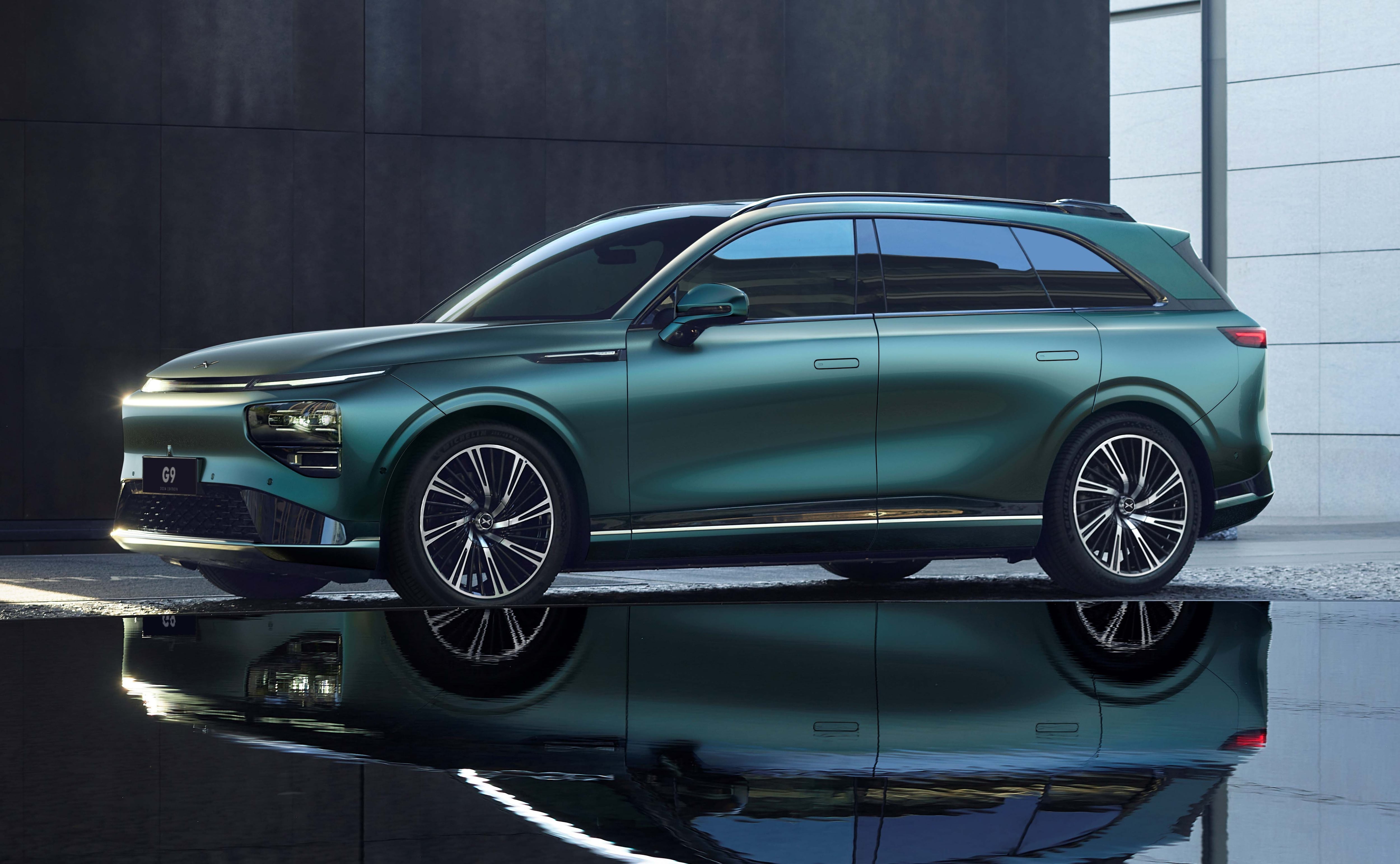 The Xpeng G9 combines a premium interior with fast-charging technology. Photo: Xpeng