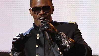 Jamie Foxx performs "Blame It" at the 52nd annual Grammy Awards in Los Angeles January 31, 2010. REUTERS/Mike Blake (MUSIC-GRAMMYS/SHOW) (UNITED STATES - Tags: ENTERTAINMENT) *** Local Caption *** LOA335_GRAMMYS-_0201_11.JPG