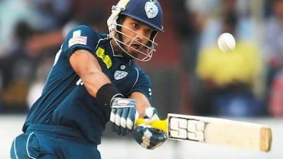 Shikhar Dhawan, batting for Deccan Chargers, the previous avatara of Sunrisers Hyderabad, is expected to carry his Test form into IPL. Noah Seelam / AFP