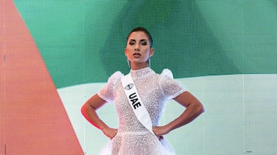 Azarel Hevia, Miss UAE.