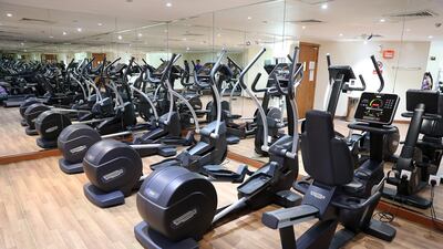 The apartment complex has great recreational facilities, including a gym, tennis court and swimming pool