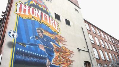 A graffiti artist street art in tribute to Jamie Vardy of Leicester City. Michael Regan / Getty Images