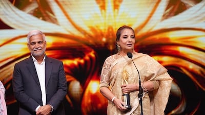 Acclaimed actress Shabana Azmi with her Best Performances in a Supporting Role (female) award for Rocky Aur Rani Kii Prem Kahaani