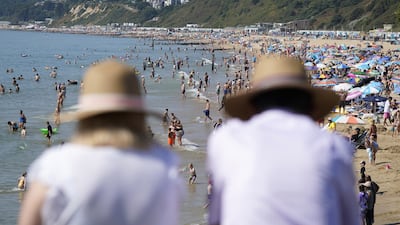 Even a few minutes of exposure to high UV levels can damage the skin. PA