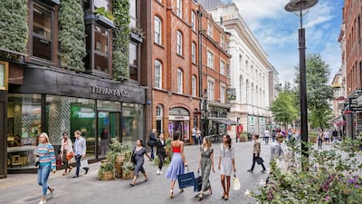 High-end shops sit next to world-famous restaurants and some top-notch residences in Covent Garden.