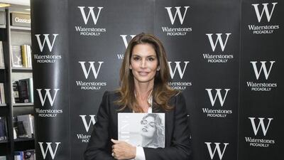 Cindy Crawford meets fans and signs copies of her book Becoming at Waterstones, Piccadilly on October 2, 2015 in London. John Phillips / Getty Images