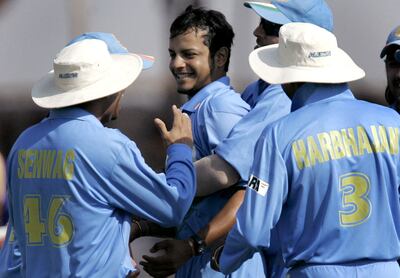 Former India spinner Murali Kartik, centre. AFP