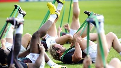 South African player Jannie du Plessis, centre, takes part in a training session yesterday. The Springboks face Samoa today.