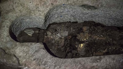 The Egyptian Minister of Antiquities announced the excavation of a mummification workshop discovered along with a communal burial place, consisting of several burial chambers. AFP