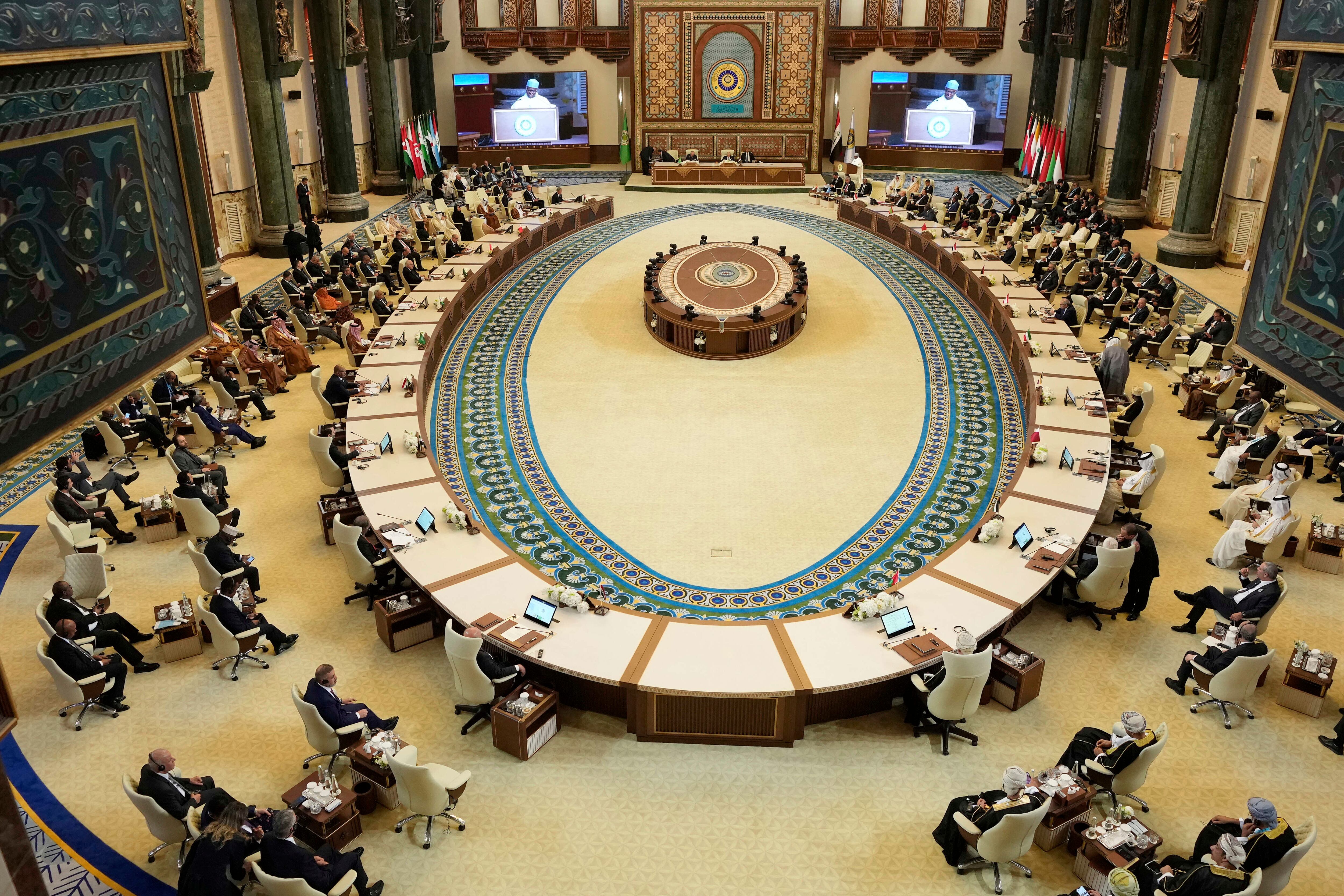'Genocide' and 'ethnic cleansing': Arab League summit calls for ...