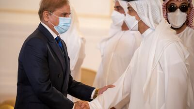 Shehbaz Sharif, Prime Minister of Pakistan, offers condolences to Sheikh Mansour bin Zayed, Deputy Prime Minister and Minister of Presidential Affairs. Abdulla Al Junaibi for the Ministry of Presidential Affairs