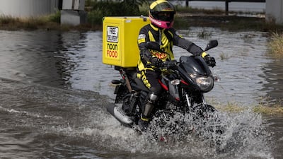Rain in Dubai caused minor flooding along Sheikh Zayed Road