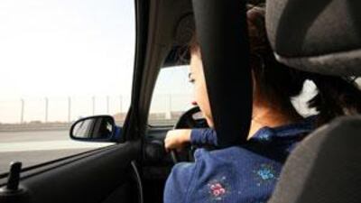 Under a proposal, young drivers would have to acquire a certain amount of experience before taking a final test to gain a full driving licence.