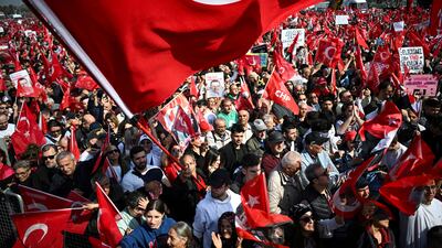 People take part in a rally to protest against the arrest of Istanbul Mayor Ekrem Imamoglu, as part of a corruption investigation in Istanbul. Reuters / Dylan Martinez