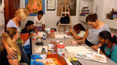 Students at Mawaheb From Beautiful People at work in Dubai.