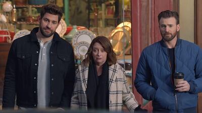 John Krasinski, Rachel Dratch and Chris Evans star in a commercial for Hyundai's 'Smart Park'.