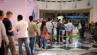 Etisalat customers in the Mall of the Emirates queue to re-register their Sim cards.