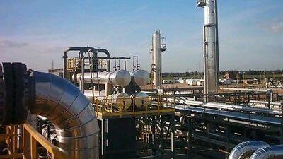 Abu Dhabi's stock market rose after Dana Gas said on Tuesday that the UAE explorer and producer would honour its debts.