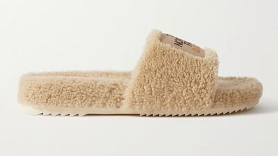 Teddy fleece slides.
