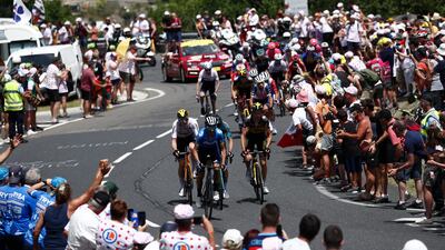 Riders on the Mont-Luis climb.