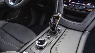 The XT6's minimalist gear set up.