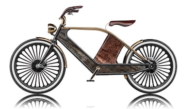 Cykno oro coccodrillo. Photo by Gianni Baccega