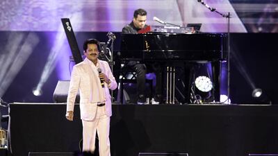 Celebrated singer Udit Narayan also performed.